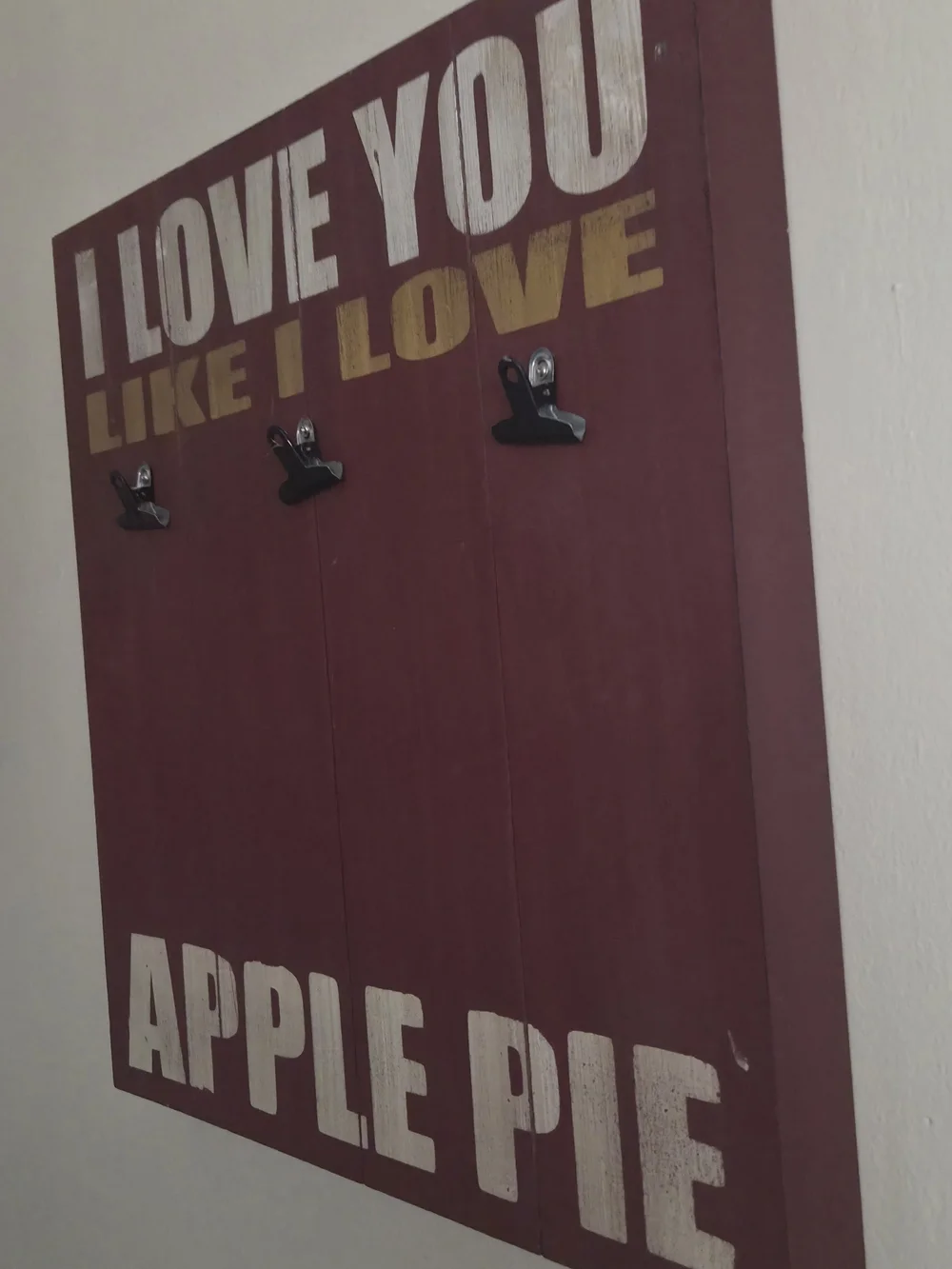 Apple 18x18 Wall Hanging With Hooks